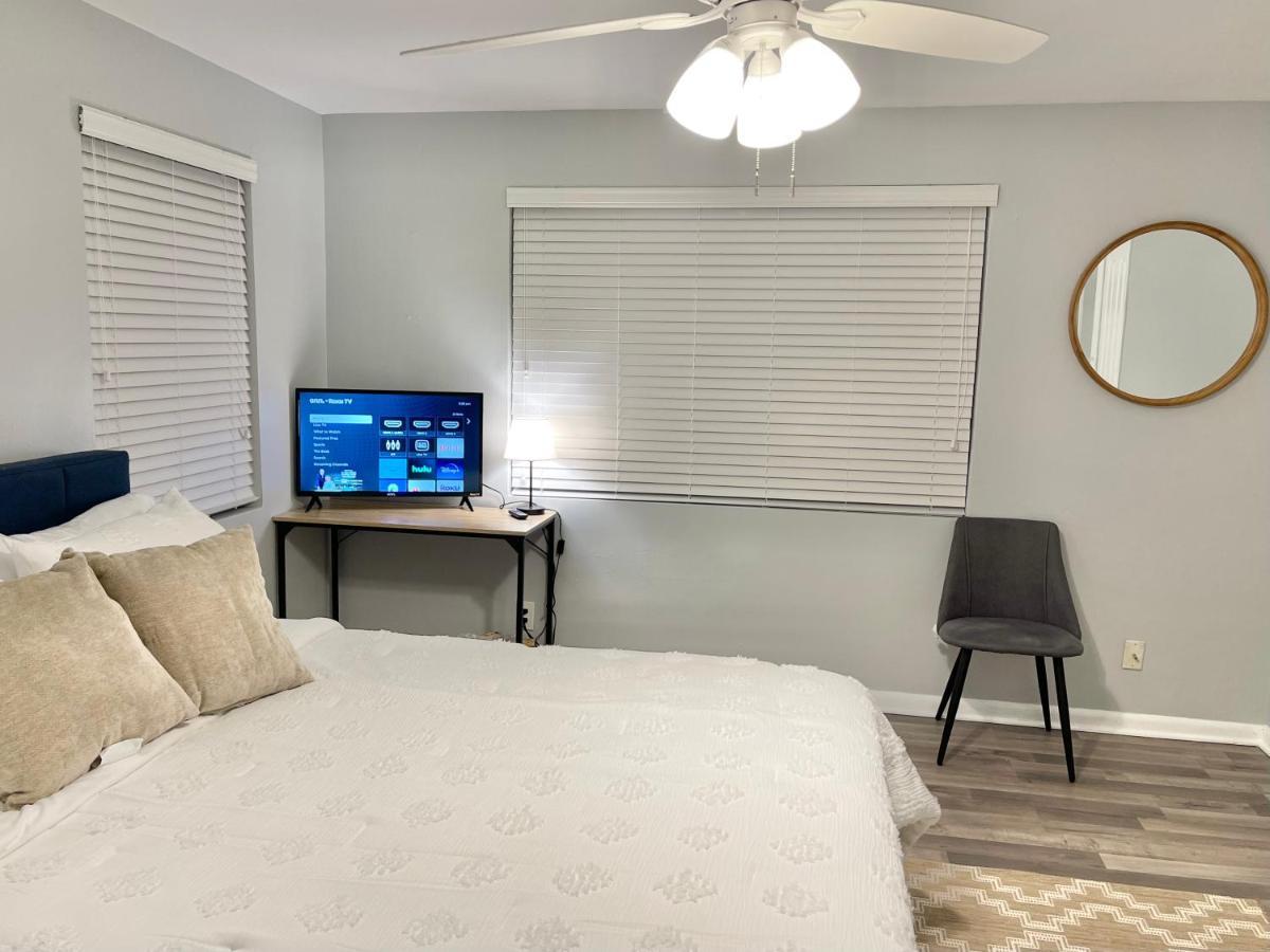 Cozy Sun And Sky 2 Hotel West Palm Beach Bagian luar foto