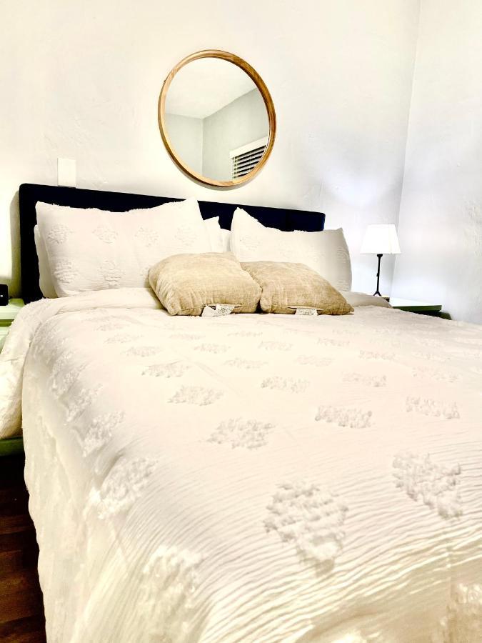 Cozy Sun And Sky 2 Hotel West Palm Beach Bagian luar foto
